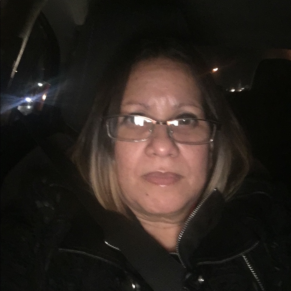 Meet your Posher, Alexandra